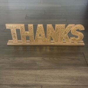 Fall/Thanksgiving gold metal & wood like material thanks plaque sign decoration